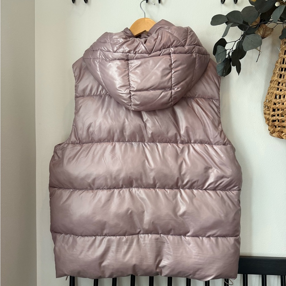 Metallic Pink Puffer Vest - Picture 2 of 3